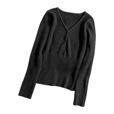 V-Neck Knit Pullover